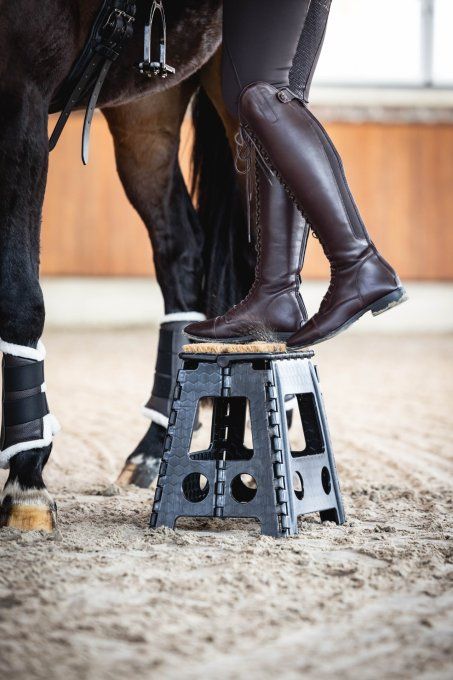 Tabouret pliant avec paillasson