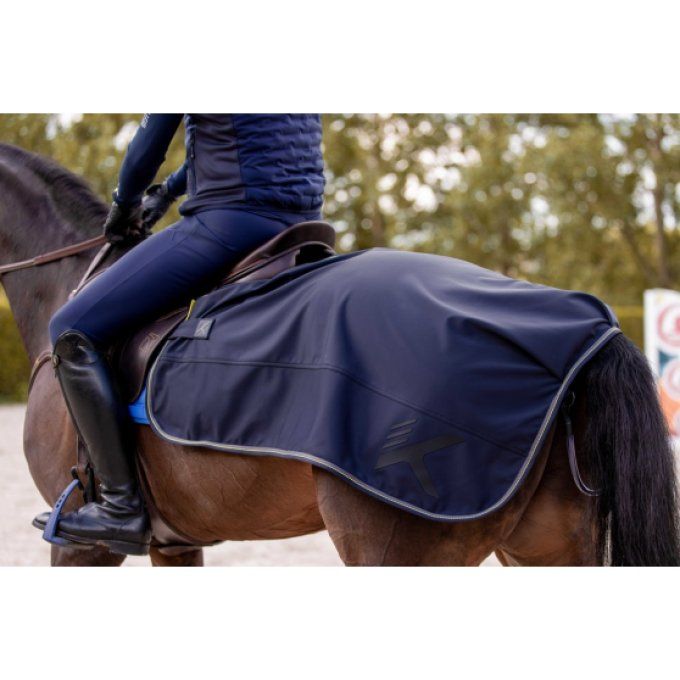 Couvre-reins carré K by EQUITHÈME K-Eros