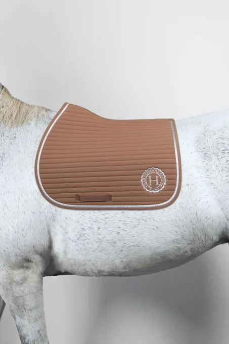 Matelassage du tapis de selle Karembar Moka