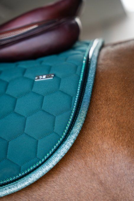 Détail des finitions du tapis ATLAS GEM Équitation Forêt